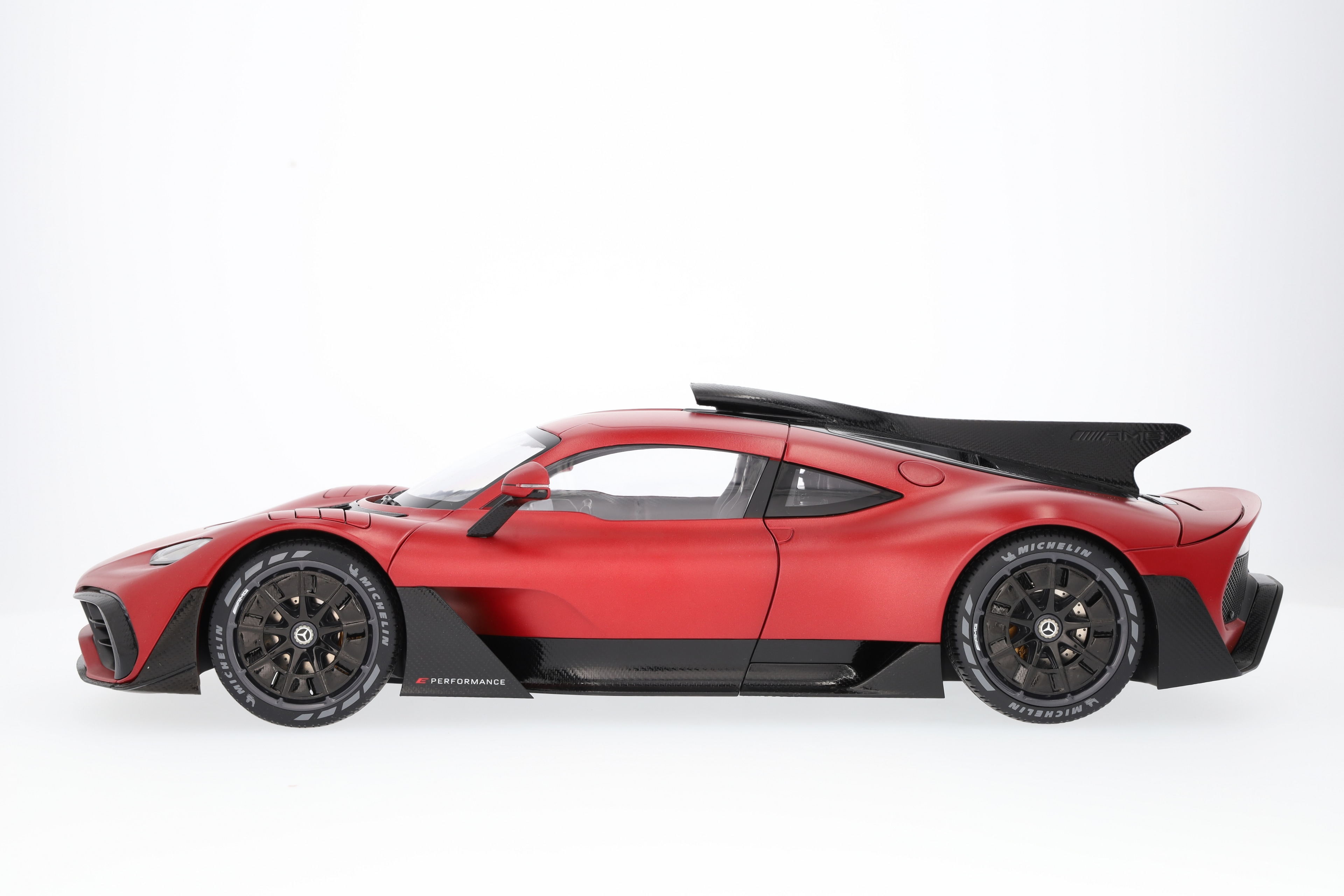 Mercedes-AMG ONE, C298 - designo rosso Patagonia magno, NZG, 1:12