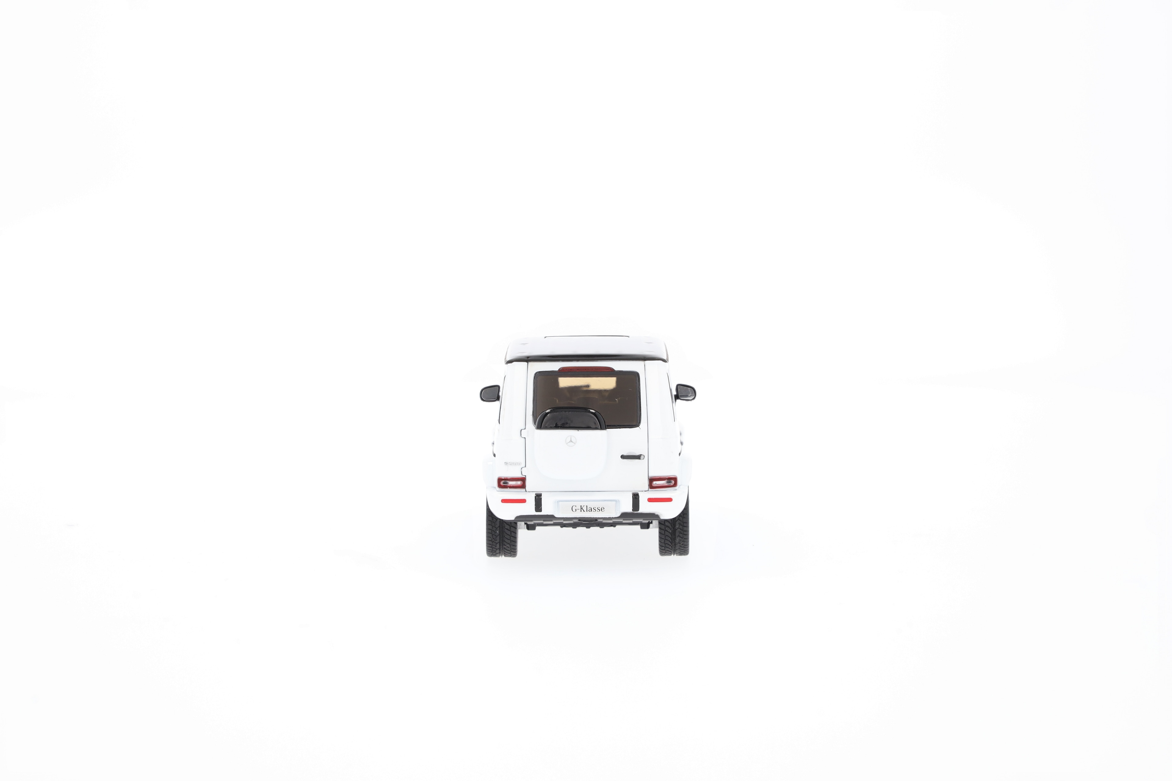 G 580 con tecnologia EQ, Fuoristrada, AMG Line, N465 - Bianco opalite lucente MANUFAKTUR, Norev, 1:43