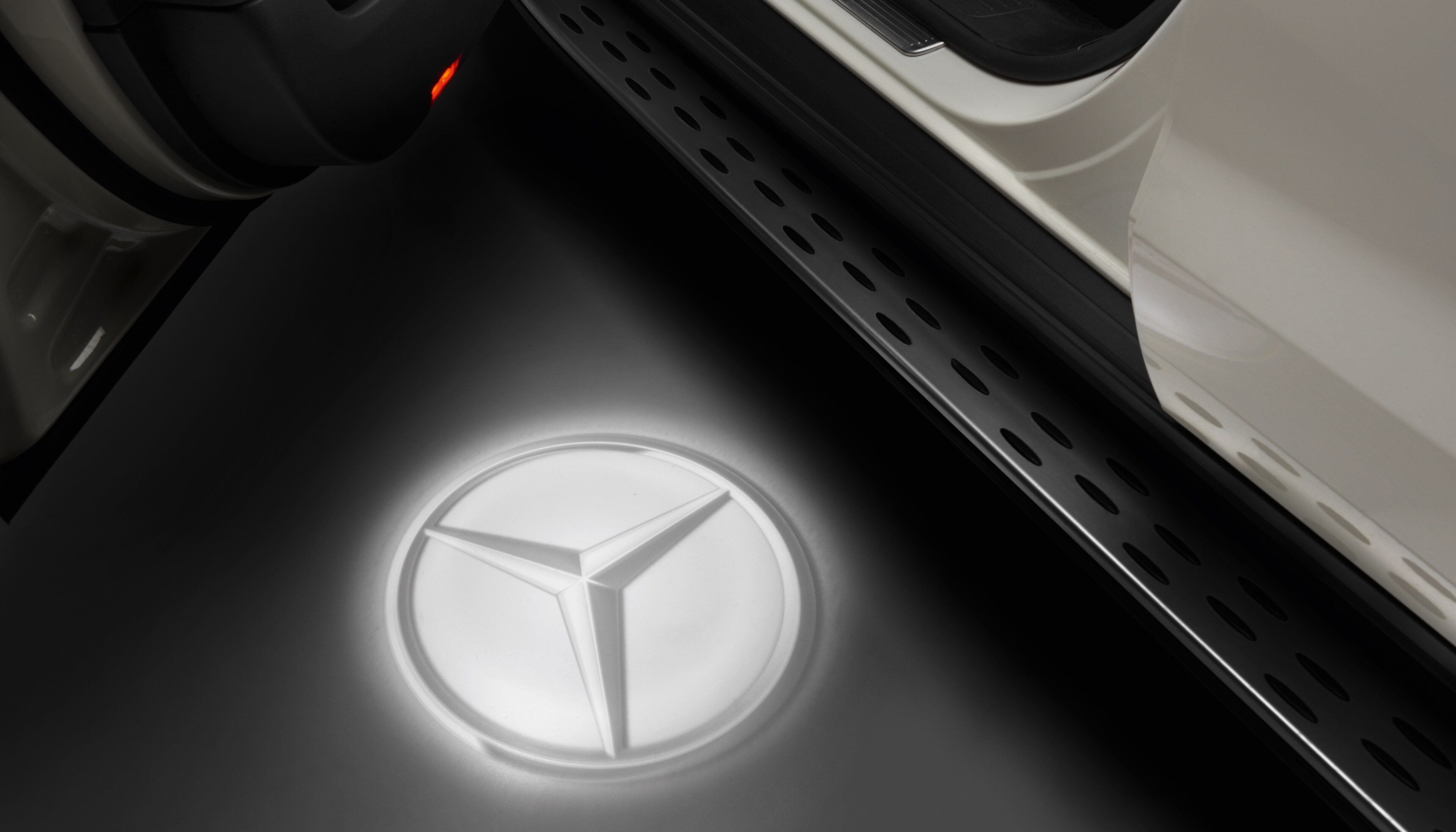 LED proiettore di logo, Stella Mercedes - 1 set