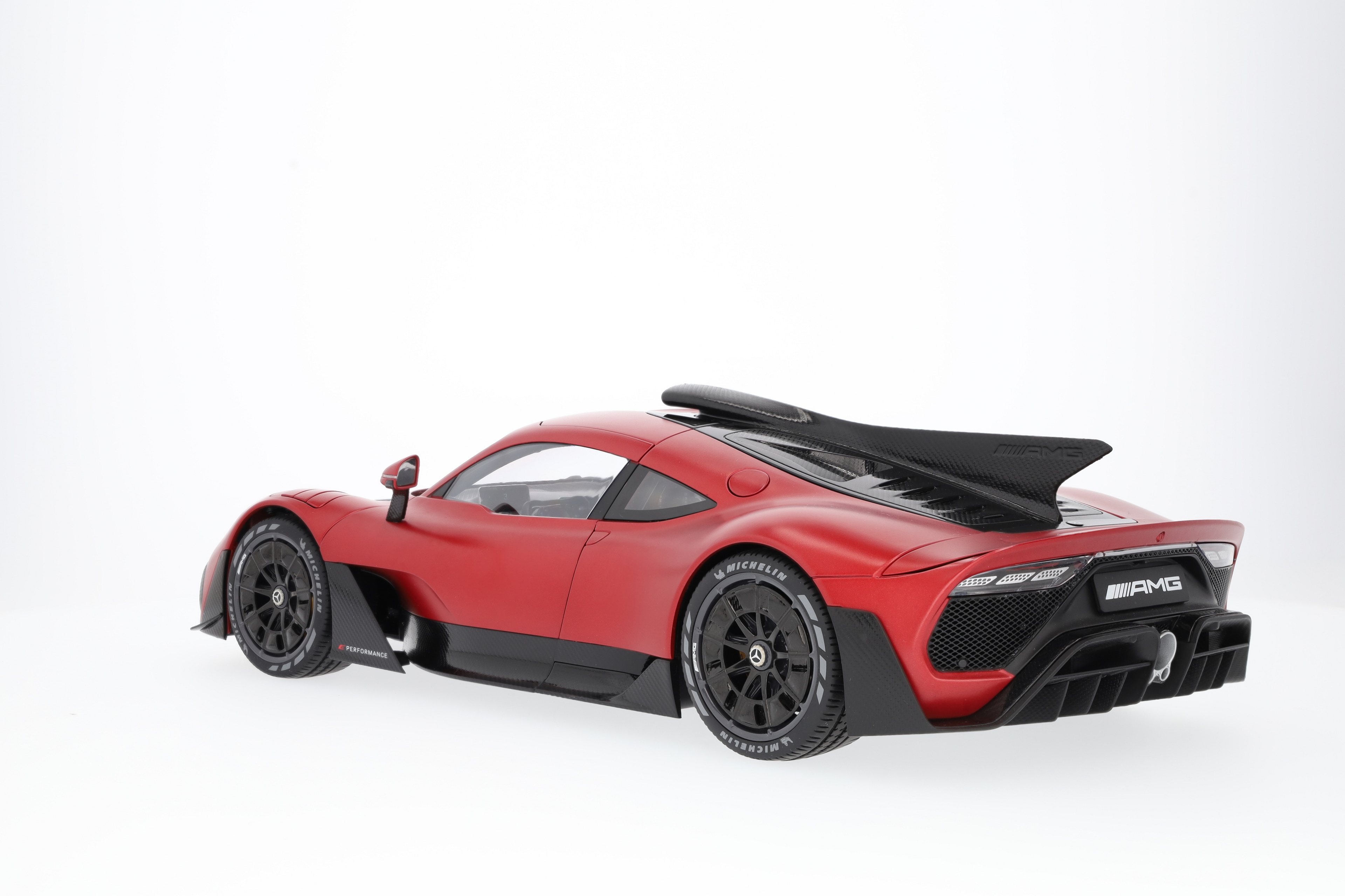 Mercedes-AMG ONE, C298 - designo rosso Patagonia magno, NZG, 1:12