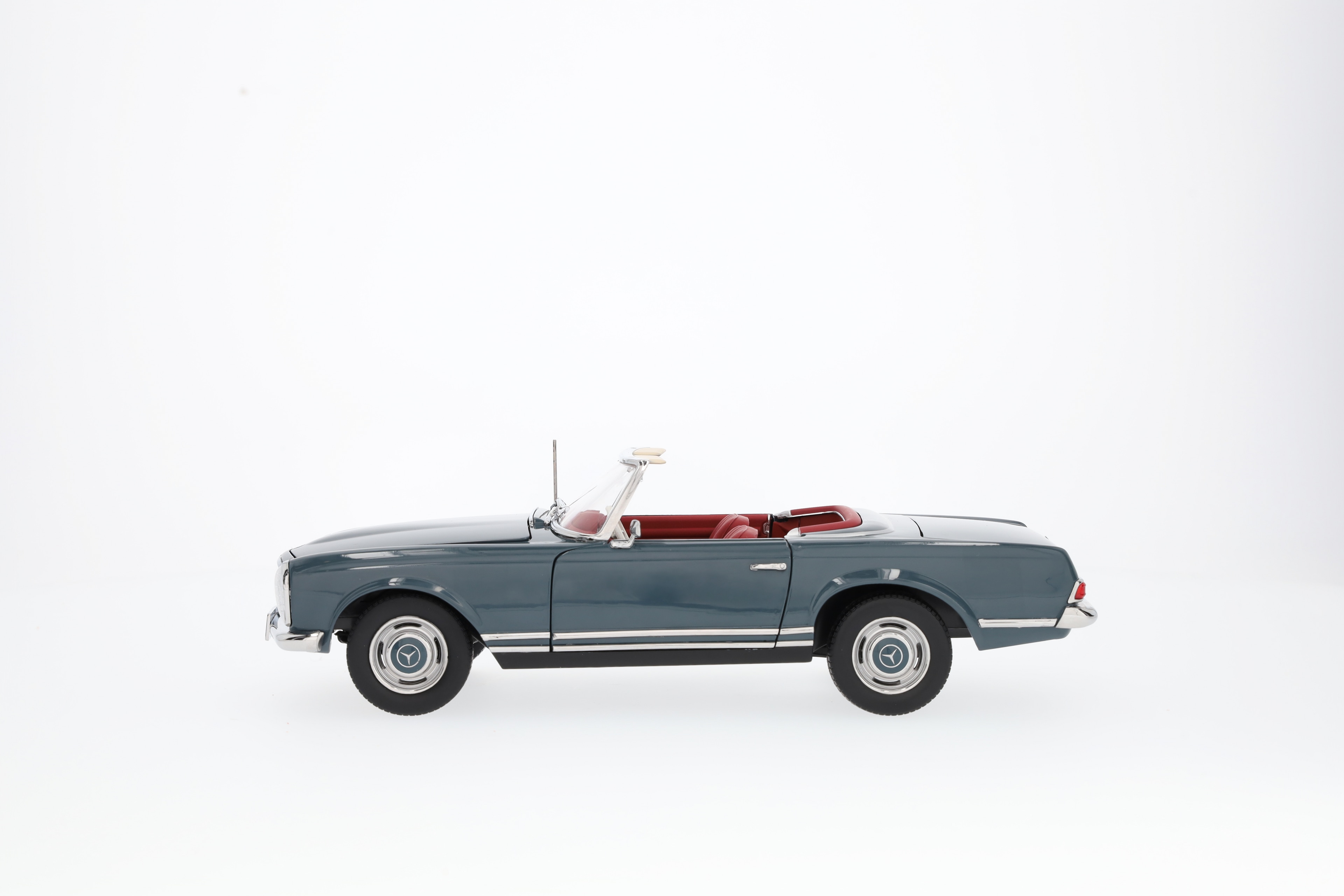 230 SL Pagoda W 113 (1963-1967) - grigio blu, Norev, 1:18