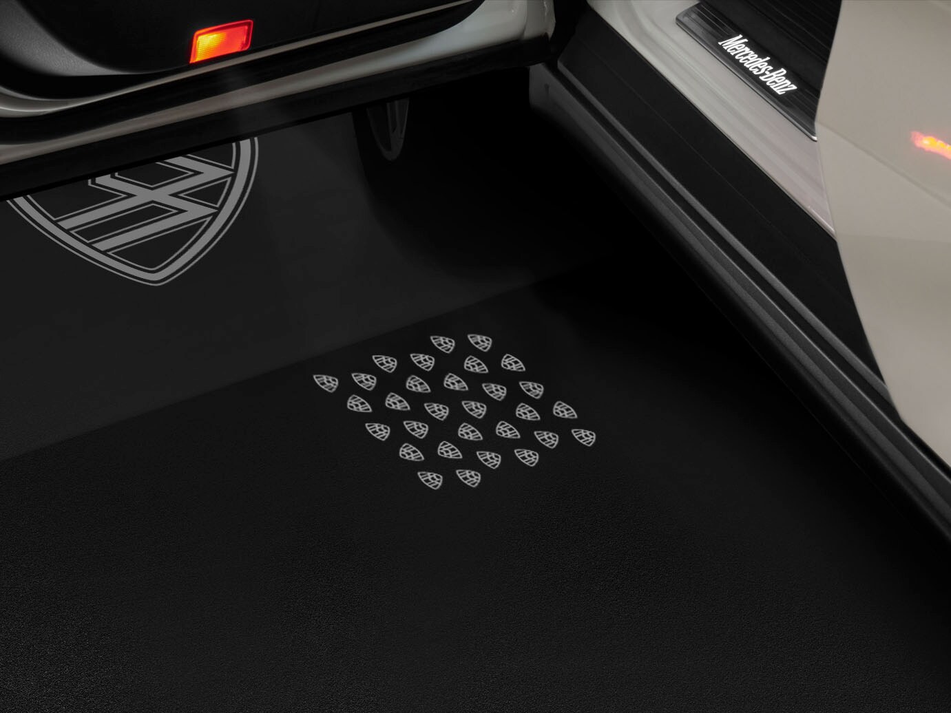 Proiettore LCD, con pattern Mercedes-Maybach animato - 1 set